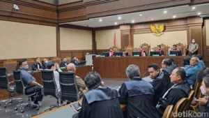 Satelit Korupsi: Eks Pejabat Didakwa Rugikan Negara Rp 306 M