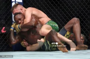 Adesanya Pensiun? Legenda UFC Beri Saran Mengejutkan!