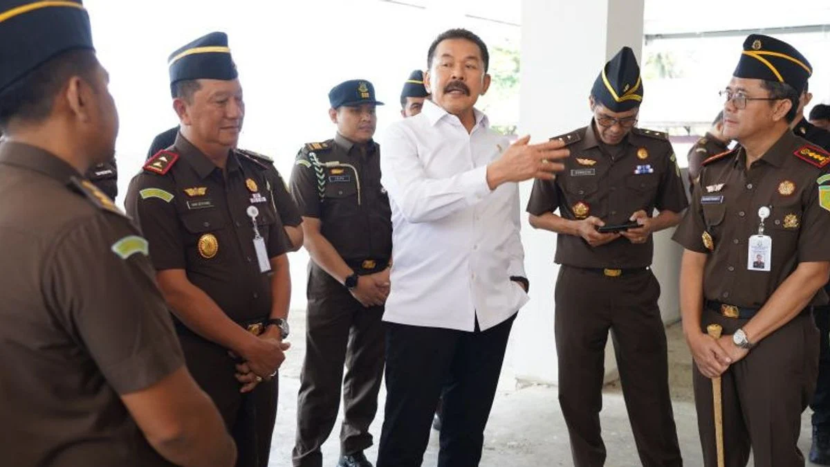 Berani Tangani Korupsi Besar - Jaksa Agung Minta Gebrakan Daerah!