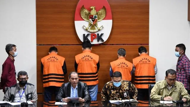 Korupsi Bupati Terungkap: Dana Setoran OPD untuk THR Pejabat