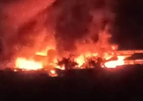 Ledakan pabrik di Sidoarjo guncang warga akibat las besi