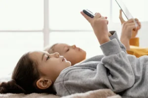 Lindungi Anak: Pembatasan Medsos Jaga Mental Generasi