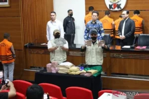 OTT Tulungagung: KPK Sita Uang Tunai dalam Operasi Senyap