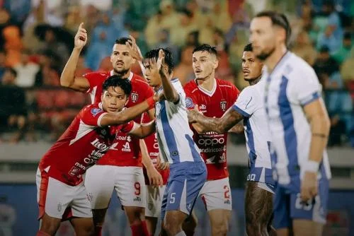 Persib Bandung Taklukkan Bali United di Super League 2026