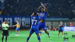 Persib di Puncak Liga - Maung Bandung Makin Tak Terkejar?