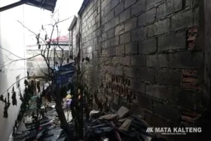 Rumah Kebakaran Sampit Ludes, Pemilik Tak di Tempat!