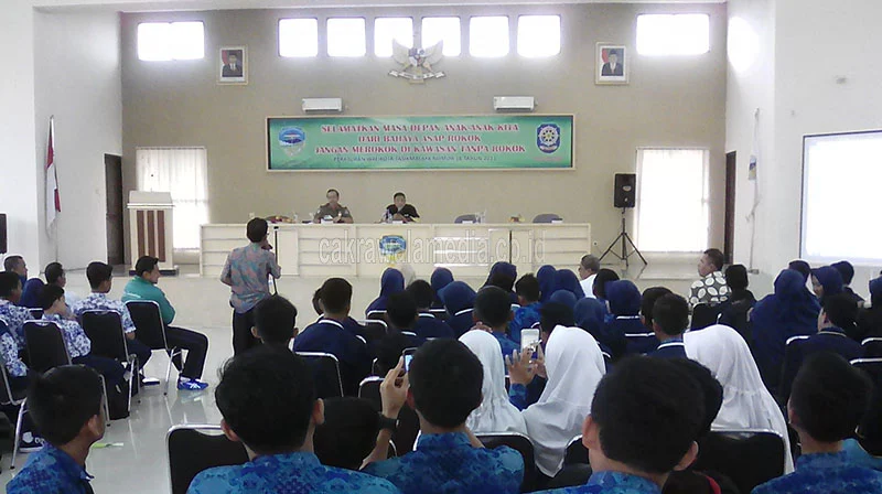 Sekolah Rakyat: Selamatkan Masa Depan Anak Yatim dari Tawuran