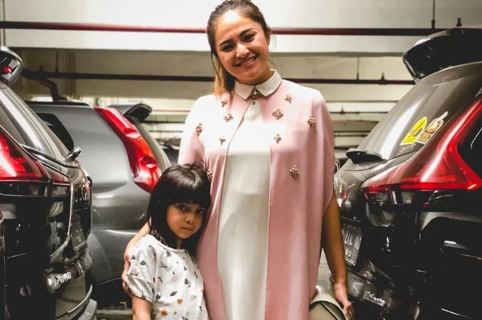 Sienna Lepas Hijab: Ini Respons Bijak Ben Kasyafani