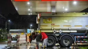 Stok BBM Shell di Malaysia Menipis Pasca Kenaikan Harga Diesel