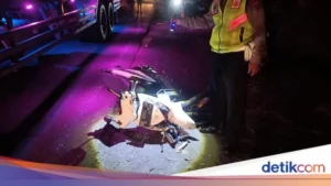 Truk Overload Rawan Kecelakaan - Banyak 'Ngeblong' di Gilimanuk